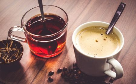 Segini Frekuensi Konsumsi Teh dan Kopi yang Ideal Selama Puasa