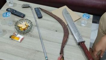 Three Teenagers Arrested In Bogor For Involved In 'Sarong War', Bringing Machetes And Sickles