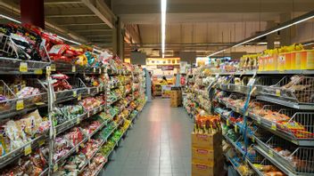 苏拉巴亚市政府安排超市，使中小企业获得免费合伙权
