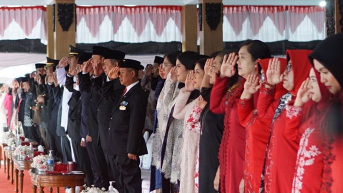 SBY Attends Proclamation Seconds In Hometown