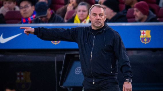 Takluk dari Deportivo, Hansi Flick Akui Kecewa Gagal Bawa Barcelona Capai 100 Poin Musim Ini