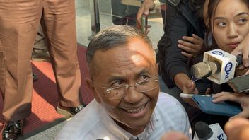 After Being Questioned By The KPK, Dahlan Iskan Calls The Former Managing Director Of PT Pertamina Karen Agustiawan A Suspect In The LNG Corruption Case