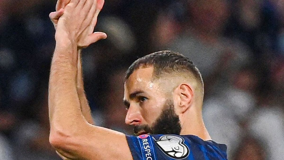 Benzema's War With Deschamps Is Getting Hotter After The Agent Shares Evidence Of Irrears