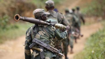 疑似刚果武装分子袭击一个村庄，19人死亡