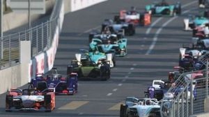 Sirkuit Belum Ada, Tiket Formula E Sudah Akan Dijual