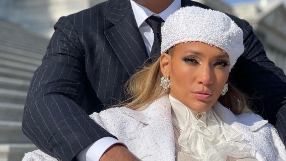 Jennifer Lopez Ucapkan Bahasa Spanyol di Pelantikan Joe Biden, Apa Artinya?