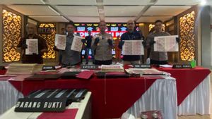 Dari Mesin Cetak ke Saku Masyarakat: Polisi Grebek Pembuat Uang Palsu di Garut