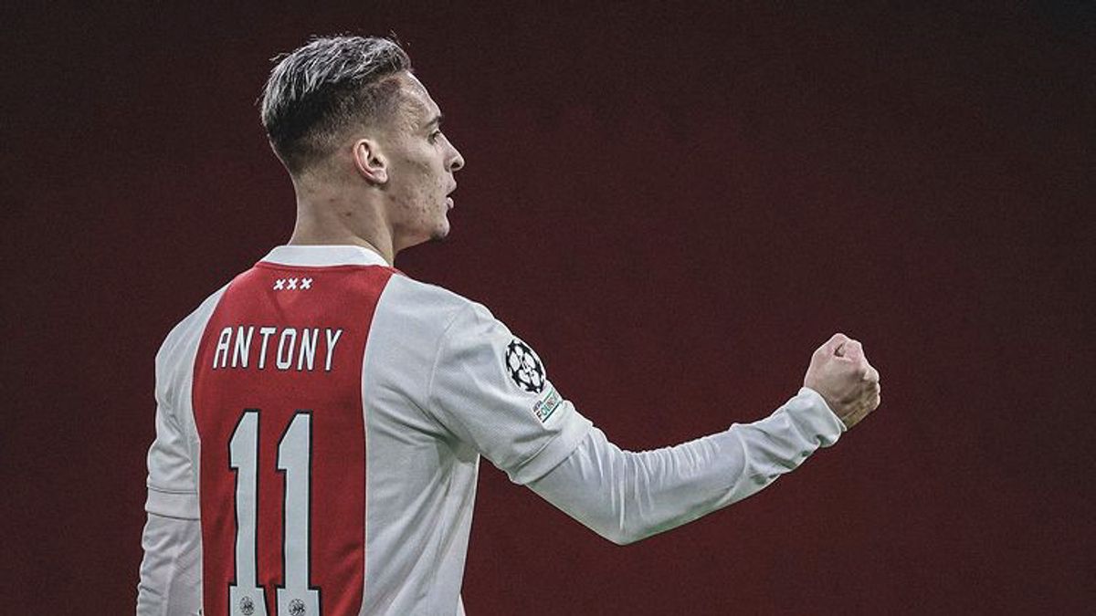 Pemain Lincah Milik Ajax Amsterdam Antony Bakal Jadi Rekrutan Perdana MU di Era Ten Hag, Harganya Mencapai Rp726 Miliar