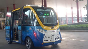 Realizing A Smart City, Sinarmas Land Presents Driverless Electric Cars