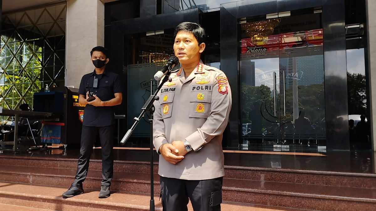 Roy Suryo Datangi Polda Metro, Diperiksa sebagai Terlapor Kasus Meme Stupa Candi Borobudur