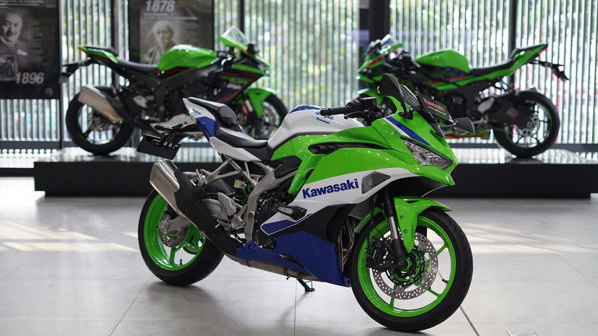 Kawasaki ZX-25RR 40e anniversaire dévoilé en Indonésie, Voici les spécifications et le prix