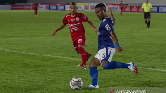 Pelatih Persib Robert Alberts Ungkap Kekecewaannya Kalah dari Persija