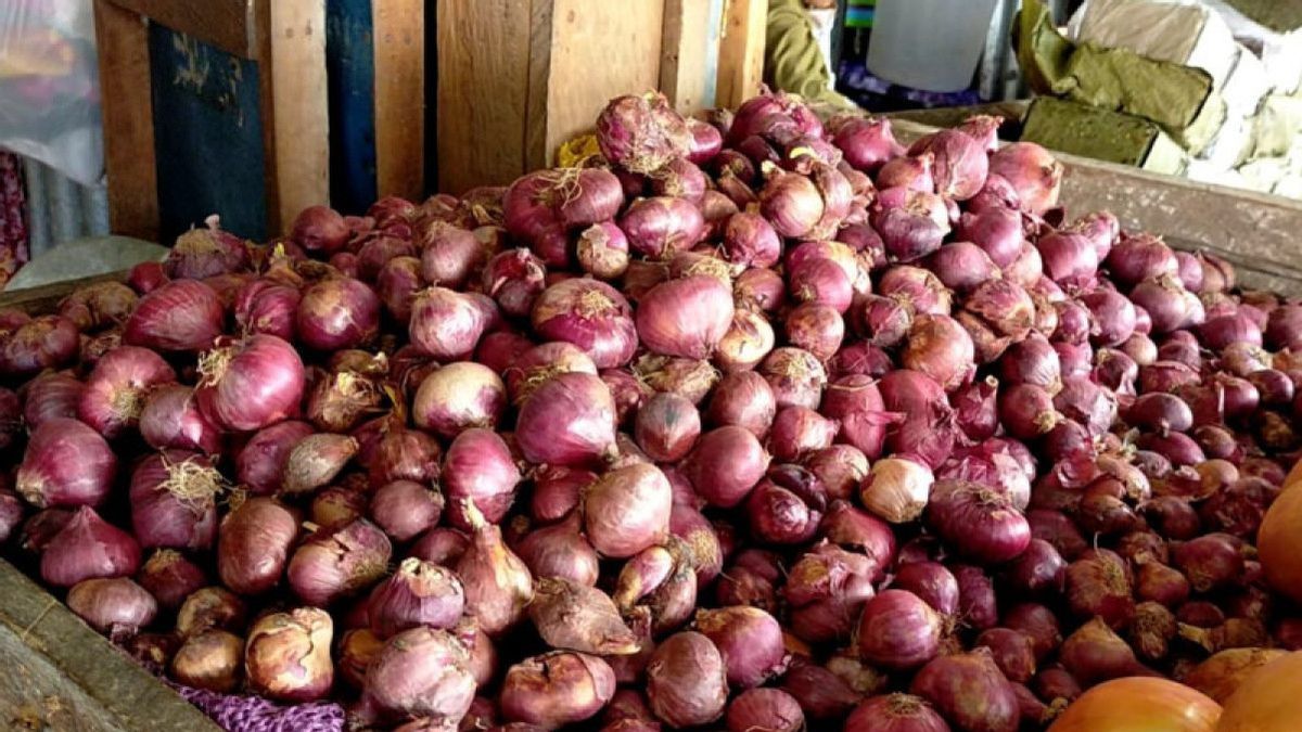 Harga Bawang Merah hingga Cabai Rawit Merah Kompak Turun