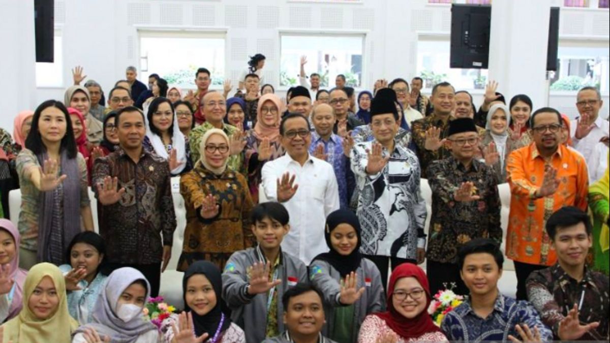 Mendukbangga Sebut Ngobrol Bersama Anak Bantu Cegah Kecanduan Gadget