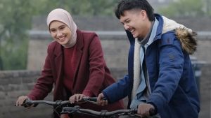 Beijing 2 Lost In Ningxia Assalamualaikum Film Review: Yasmin Napper Search For Self In Islam