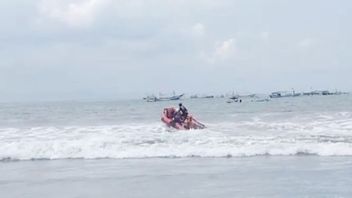 SAR Team Finds Bodies Of 2 Victims Of Fishing Boat Sinking In Banyuwangi, 3 People Still Wanted