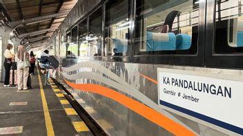 パンドルンガン列車は、プルウォジャヤアンジロック列車の結果として10時間遅れています