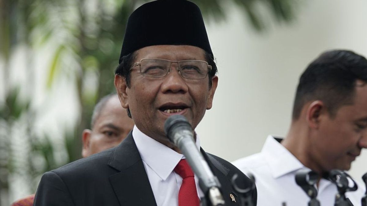 Mahfud MD: Pemerintahan Jokowi Insyaallah Tak Bisa Dijatuhkan dengan Alasan COVID-19