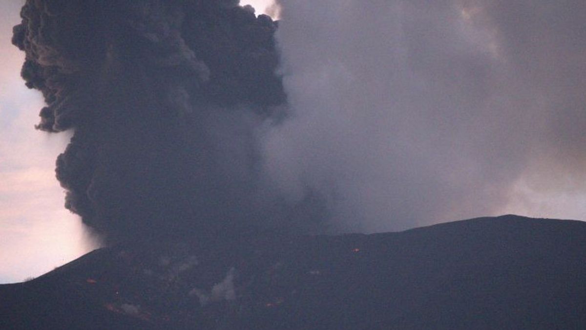 BMKG提醒市民注意马拉皮火山爆发的寒冷晴天