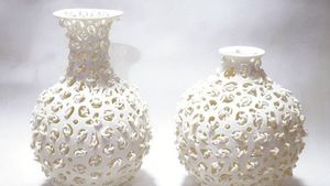 Porselen Dehua Kembali Dilirik, Seniman Muda Bawa Blanc de Chine ke Panggung Global