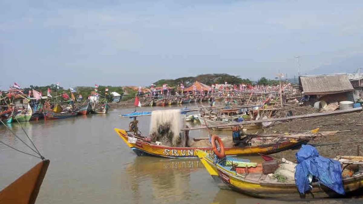 Alhamdulillah! Fishermen Say Jokowi's Visit To Cirebon Brings Blessings, Direct River Dredge, SPBN Wants To Be Built