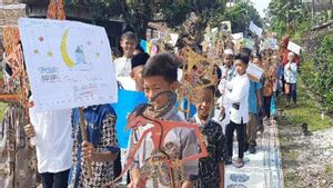 Bawa Wayang Kulit, Ratusan Siswa Boyolali Gelar Kirab Sambut Ramadan 1444