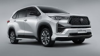 Toyota Segarkan Kijang Innova Zenix, Now More Sophisticated With In-Car Wi-Fi