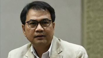 Trouvant Deux Preuves Suffisantes, KPK Peut Nommer Azis Syamsuddin Comme Suspect