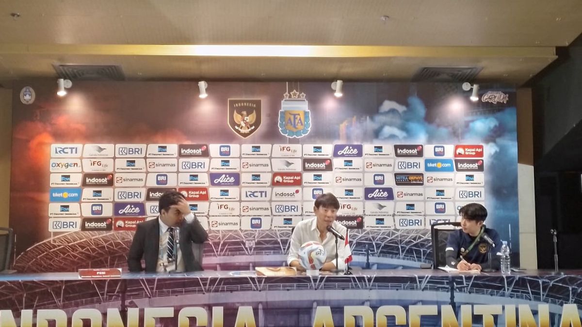 Shin Tae-yong Puji Mental Timnas Indonesia: Tak Kalah Jauh dari Argentina