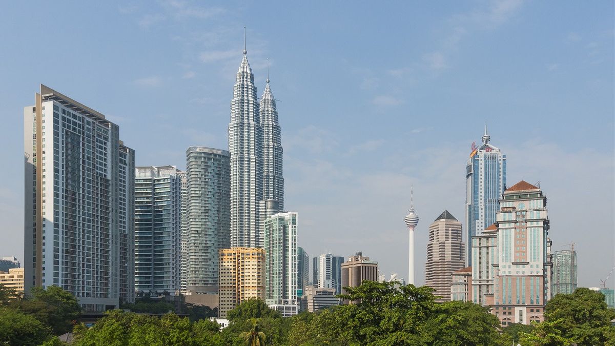 Ada Kasus Kedua Varian Omicron: Malaysia Perketat Pembatasan, Dosis <i>Booster</i> Wajib untuk Kelompok Rentan 