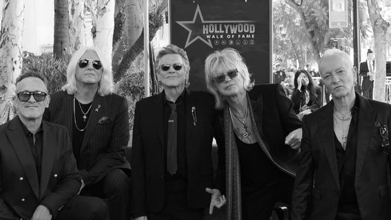 Def Leppard Jadi “Bintang Baru” di Hollywood Walk Of Fame