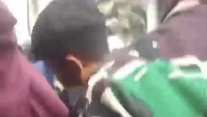 Bawa Molotov, Sejumlah Orang Diduga Provokator Aksi di Depan Kantor Pemprov-DPRD Lampung Diamankan