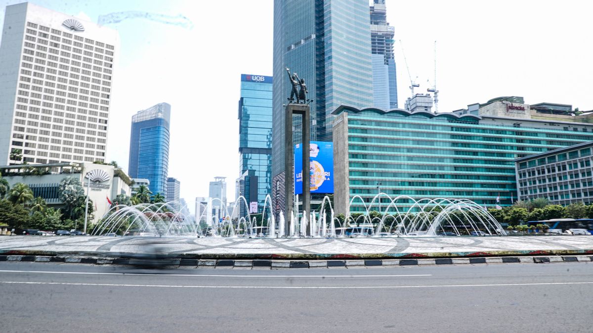 Singapura Alami Resesi, Ekonom CORE: Indonesia Juga Sudah di Depan Mata