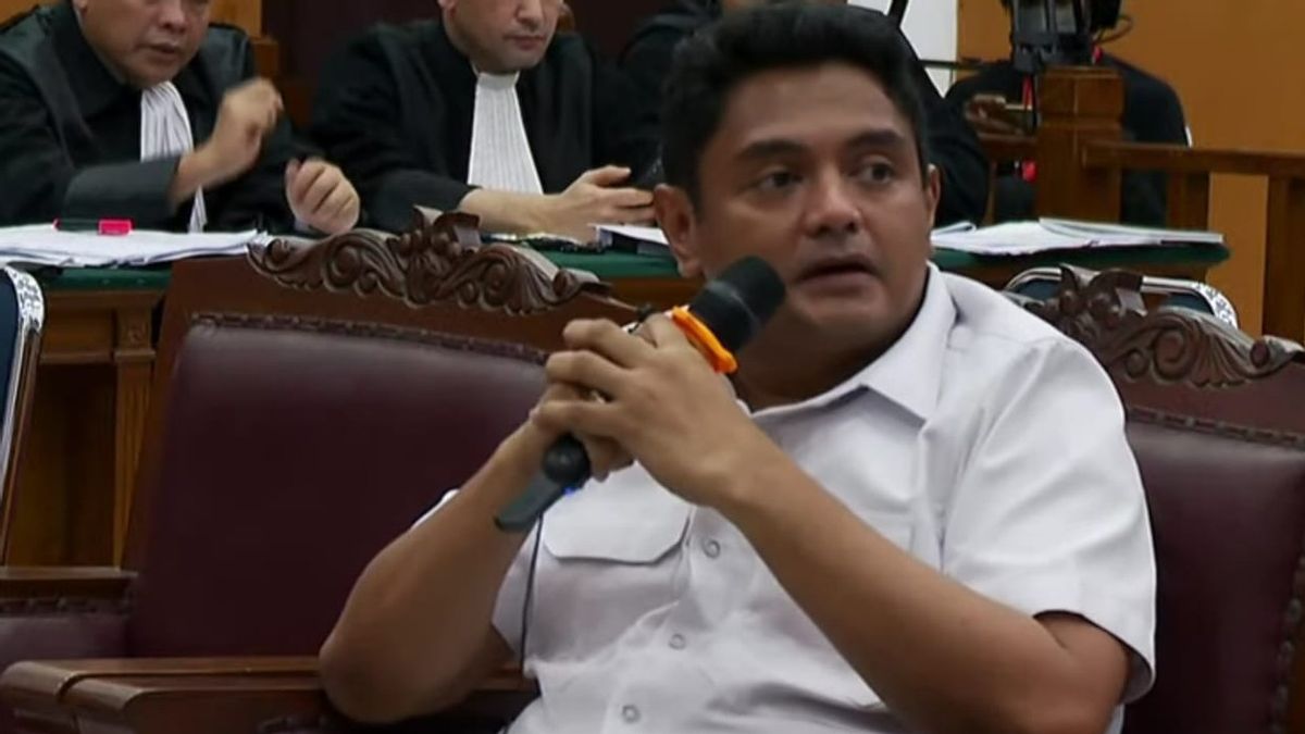 The Debate Between The Defendant Agus Nurpatra And Witness Ridwan Soplanit Regarding Pre-reconstruction Of The Ferdy Sambo Case