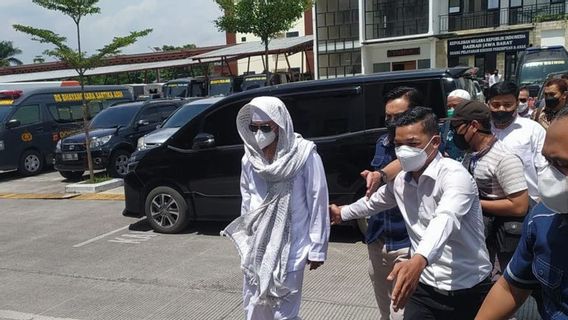 西爪哇警方：巴哈尔·史密斯仍然是证人