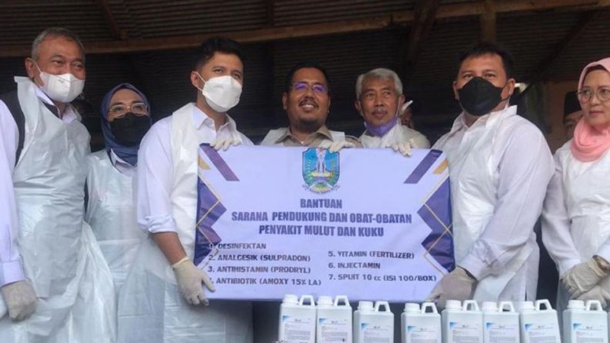 PMK Menyebar, Plt Gubernur Jatim Emil Dardak Minta Peternak Kooperatif Laporkan Kondisi Hewan Ternak