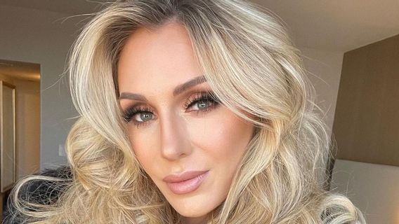 Charlotte Flair Bagikan Momen Persiapan Kembali ke Ring WWE, Penggemar: Aku Merindukanmu Ratuku!