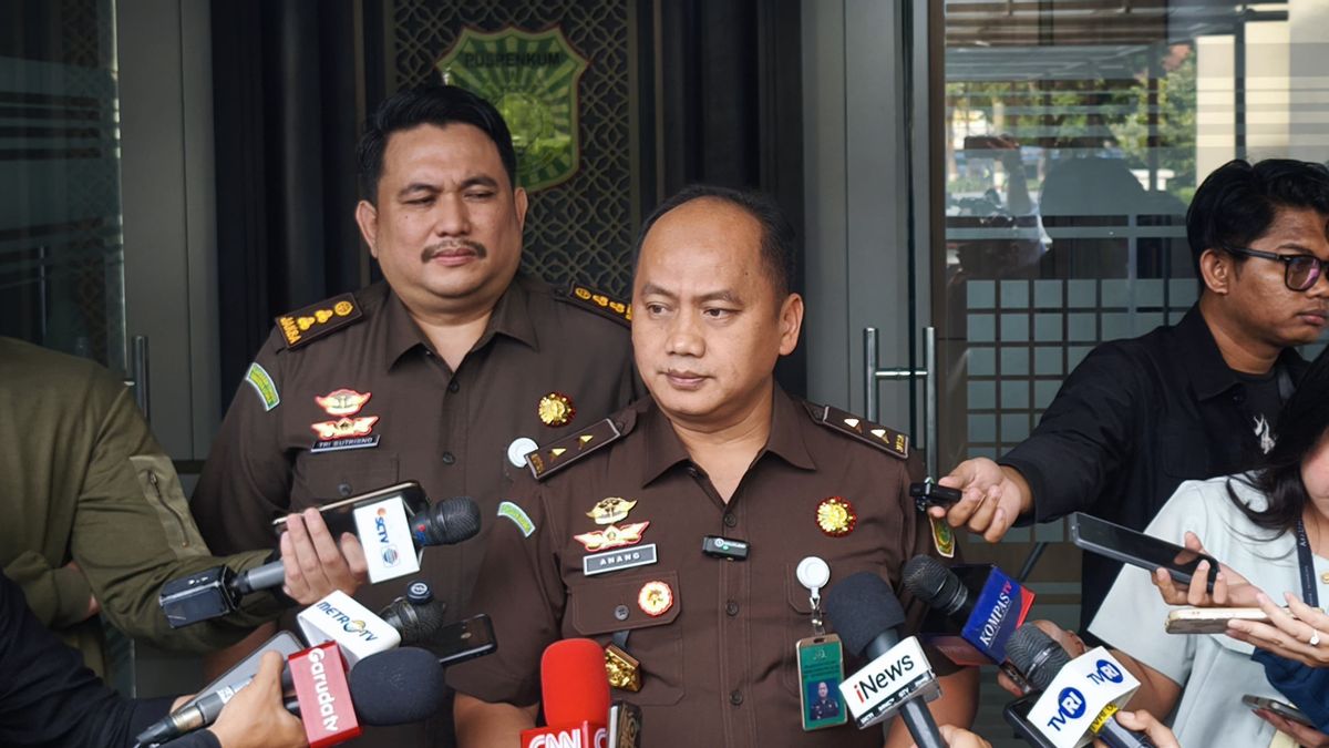 Kejagung Serahkan Kasi Datun Kejari HSU ke KPK untuk Proses Penyidikan