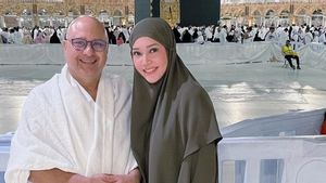  Tunaikan Ibadah Umrah, Maia Estianty Jadi Tour Guide Jamaah yang Kehilangan Muthawifah