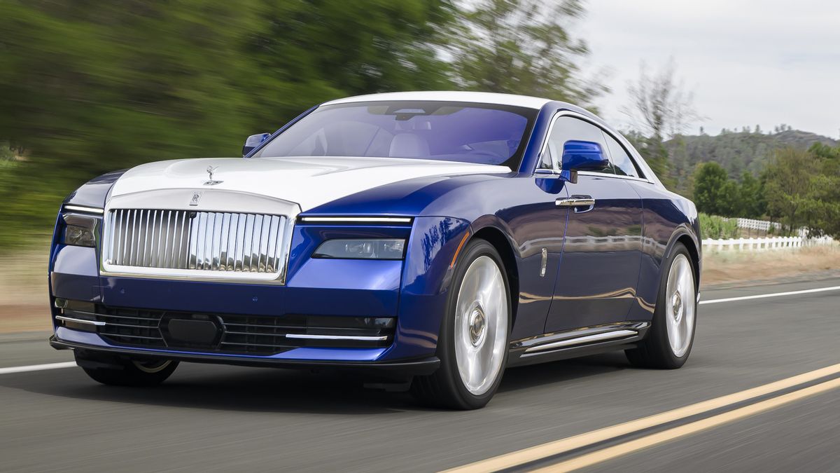 سوق EV Premium High ، تقدم Rolls-Royce Spectre في الهند بسعر بارد