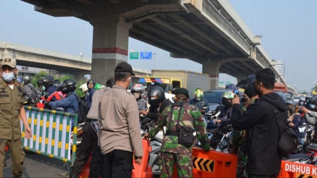 Second Day Of Implementation Of 100 Blocking Points Claimed To Reduce Mobility By 50 Percent