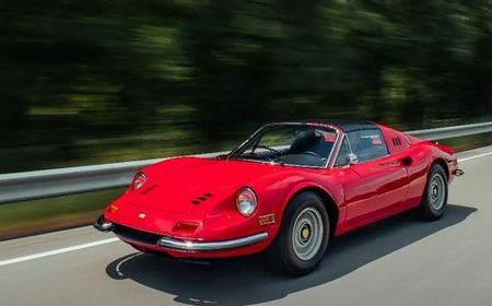 Ferrari Dino 246 GTS 1972 Bekas Milik Penyanyi Cher Dilelang