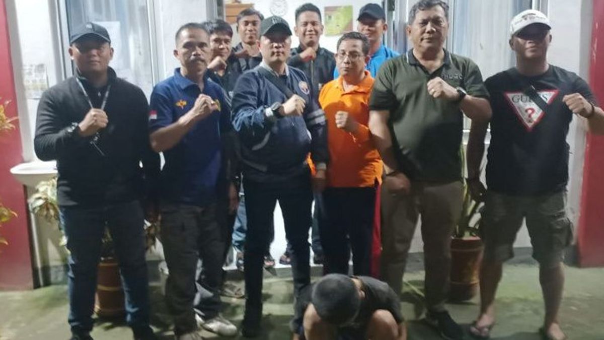 Prisoners Who Escapeed From The Bengkulu Detention Center During Friday Prayers Arrested Around The Governor's Office House