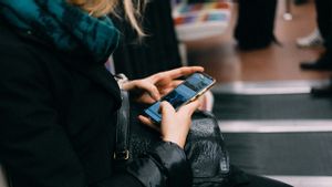 Kota di Jepang Berencana Batasi Penggunaan <i>Smartphone</i> 2 Jam per Hari