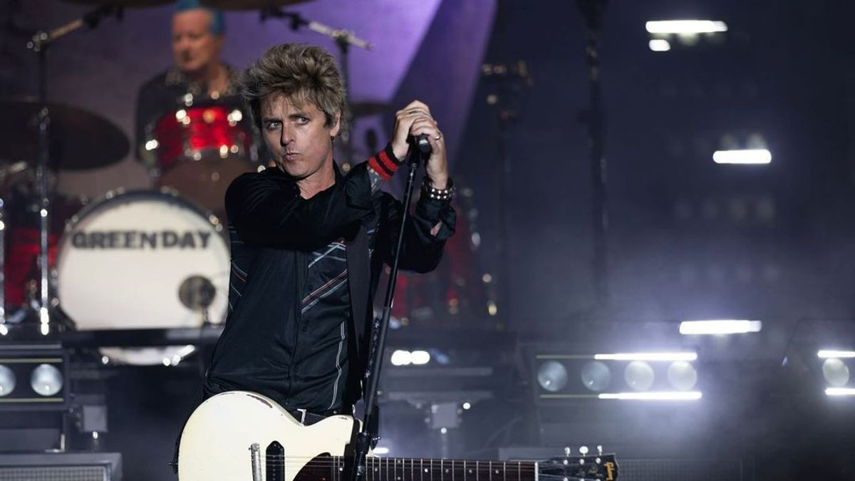 Vokalis Green Day Total Jadi Swiftie di The Eras Tour Prancis