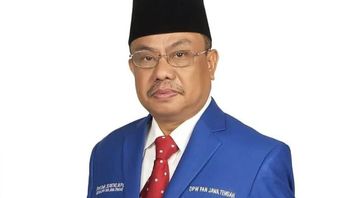 PAN الحداد، رئيس مجلس إدارة جاوة الوسطى PAN DPW الذي كان أيضا أمين صندوق PP المحمدية سوياتنو يموت