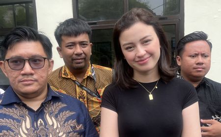 Edward Akbar Ajukan Eksepsi dan Tidak Hadir Sidang, Kimberly Ryder: Wasting Time