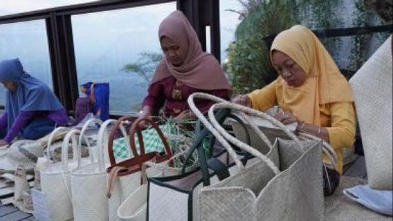 Smesco Buka Peluang Produk Kuliner UMKM ke Inggris Lewat Halal Expo