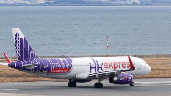 This Airline Apologizes After Two Blind Passengers Delayed Their Travel