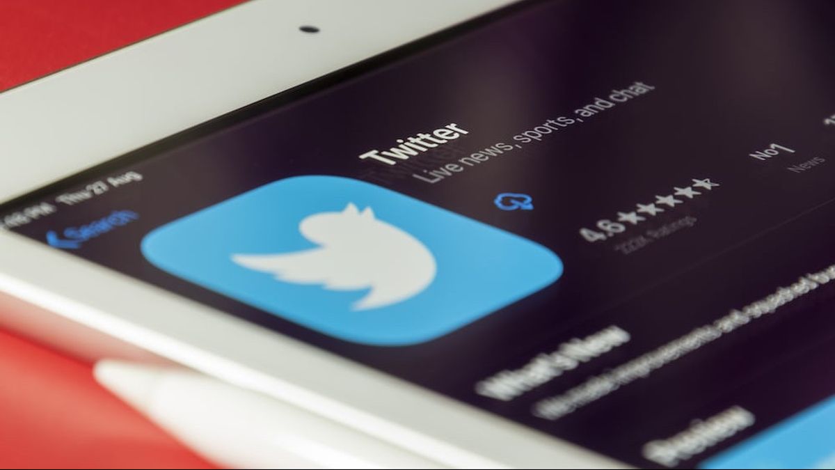 Here's How To Schedule Tweets On Twitter Via Desktop